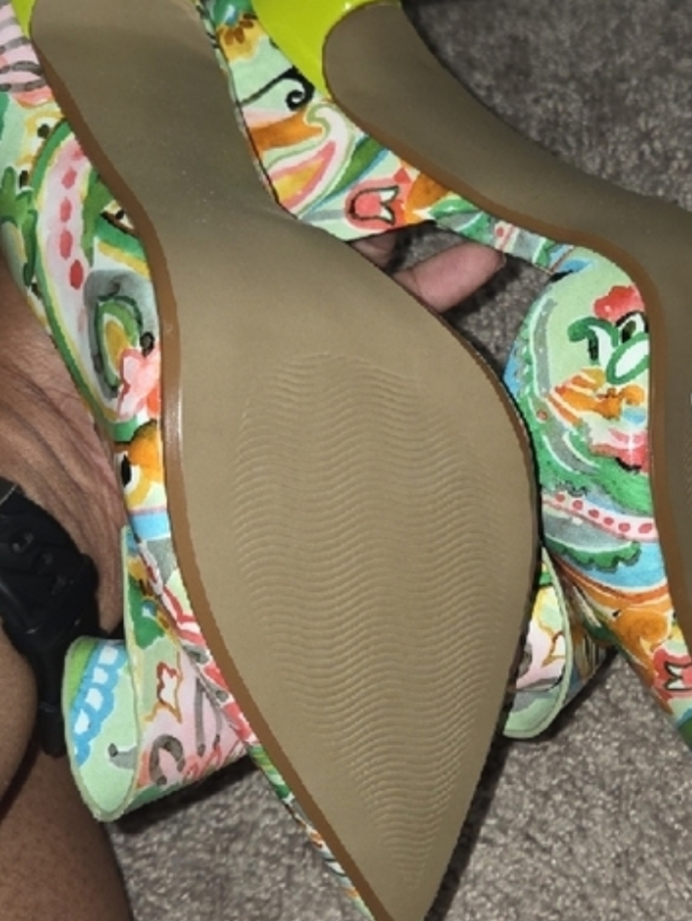 Betsey Johnson Mint Floral Bow Pointed-Toe Heels - Picture 7 of 9